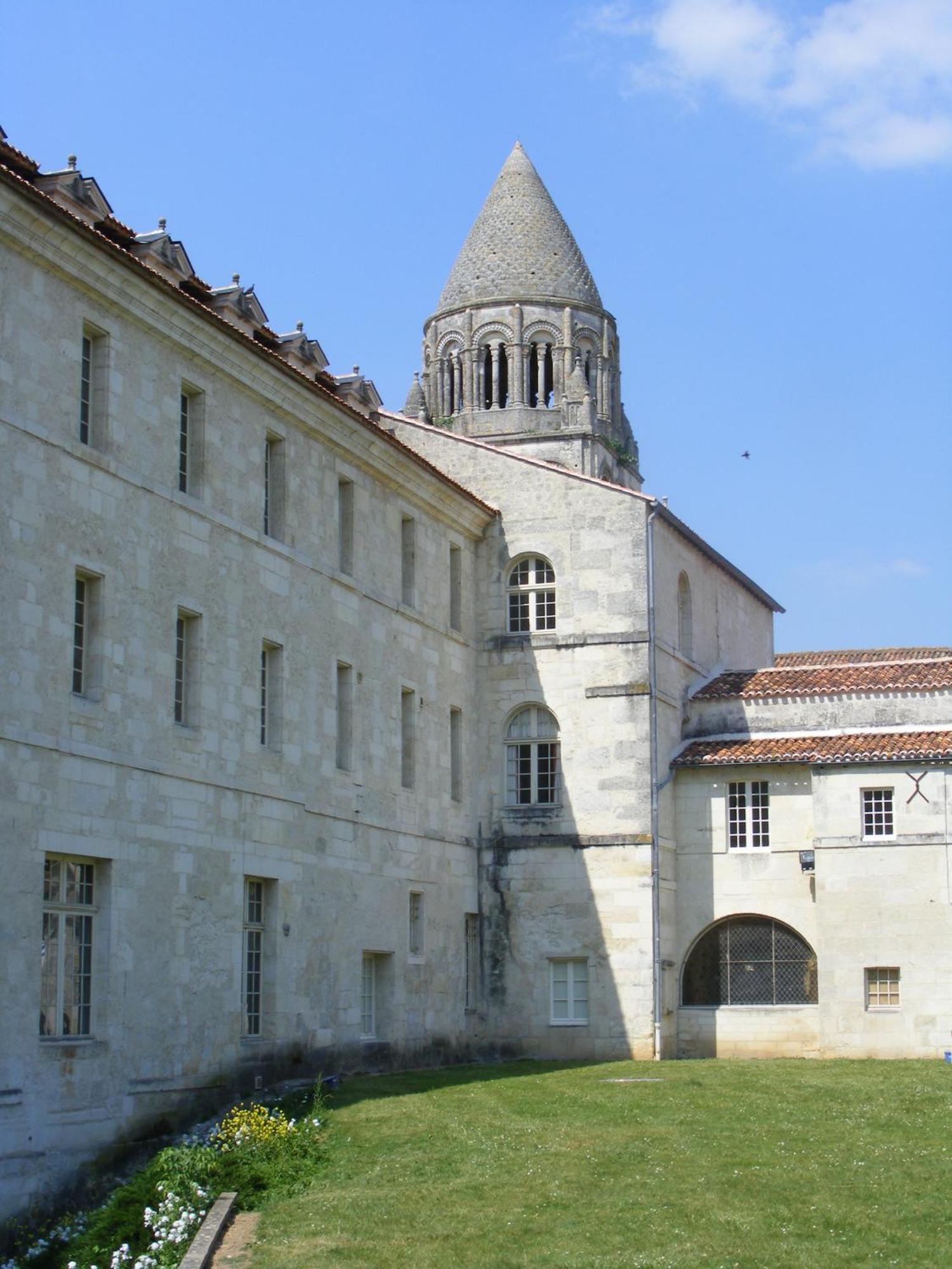 Les Chambres De L'Abbaye Saintes Zewnętrze zdjęcie